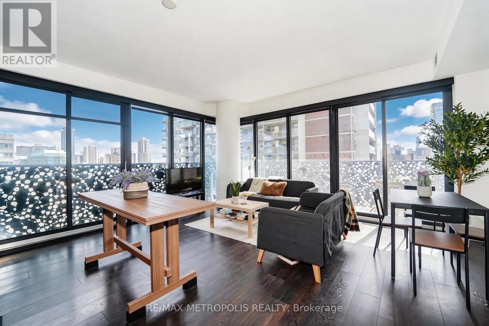#1203 55 CHARLES STREET E - 26