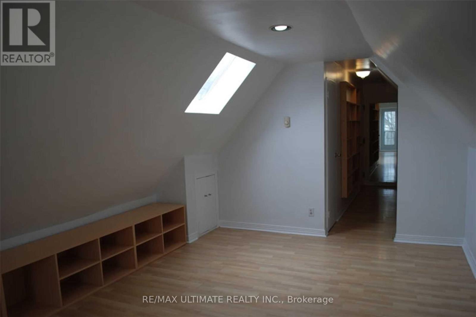 93 SPADINA ROAD - 40