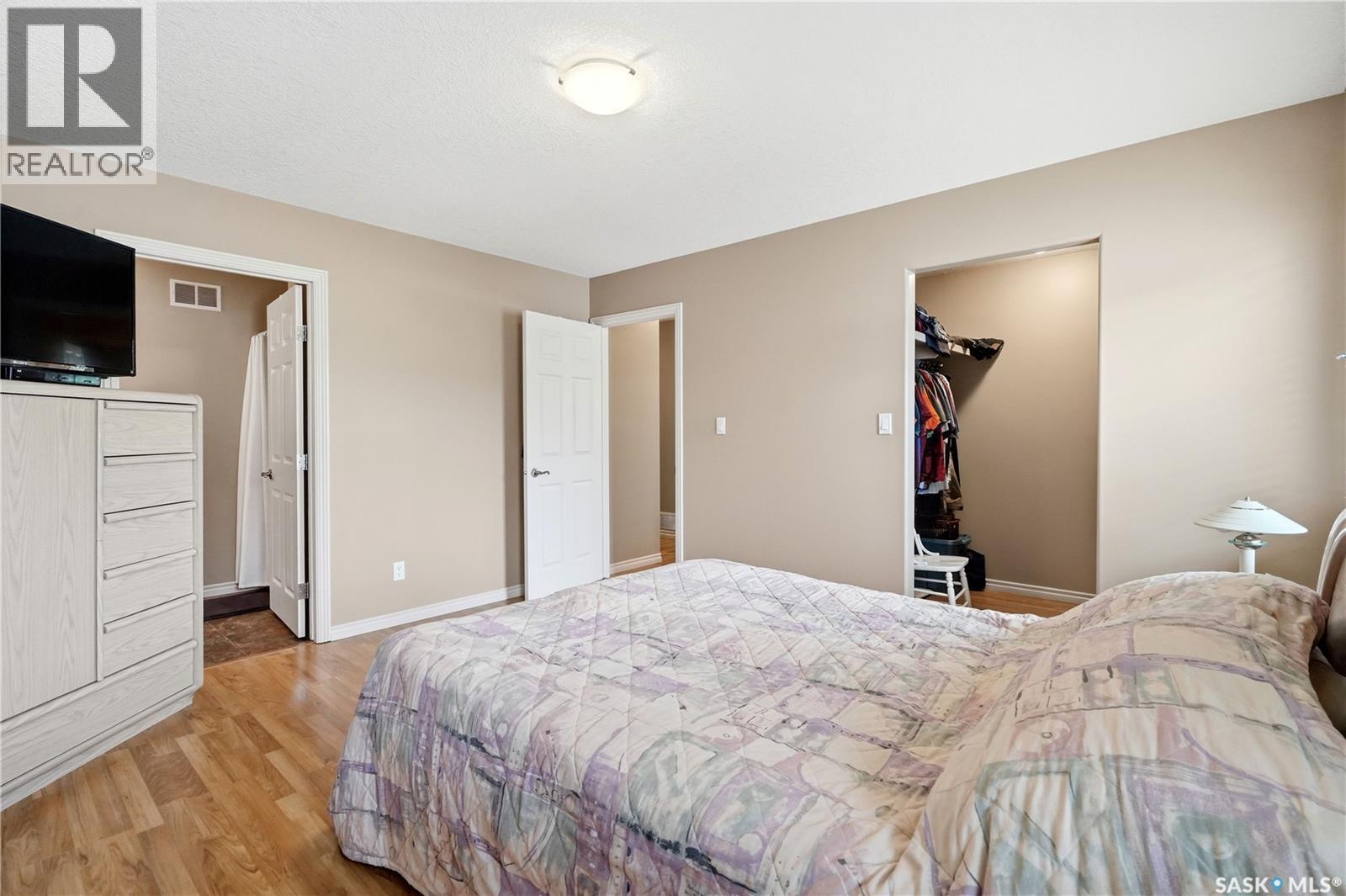 448 Martin CRESCENT — photo 18