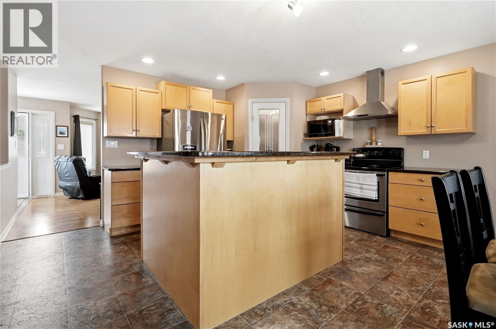 448 Martin CRESCENT — photo 13