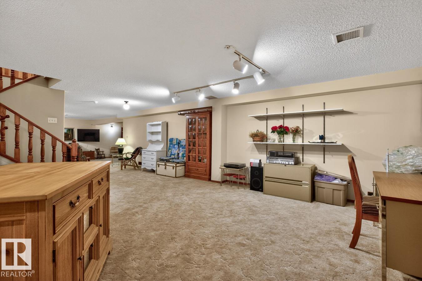 104 WAYGOOD RD NW - 36