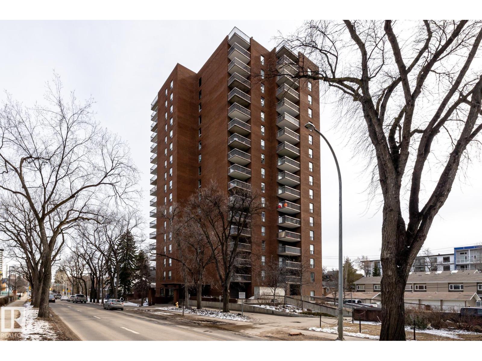 #402 11027 87 AV NW exterior