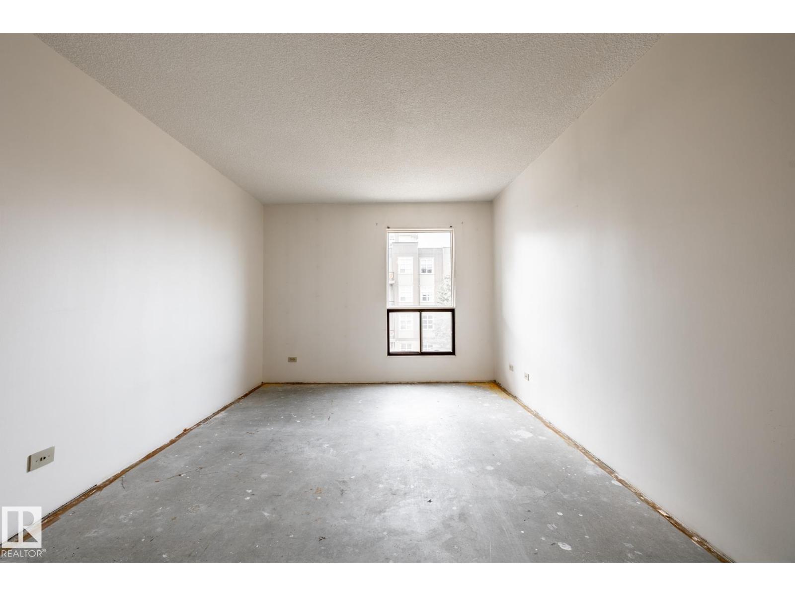#402 11027 87 AV NW - 49