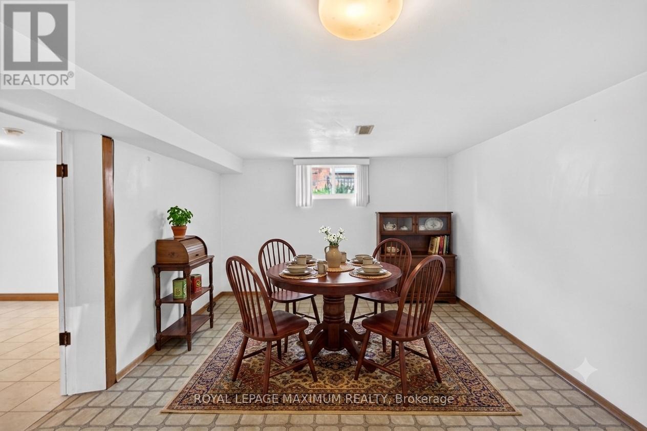 3 JAPONICA ROAD - 32