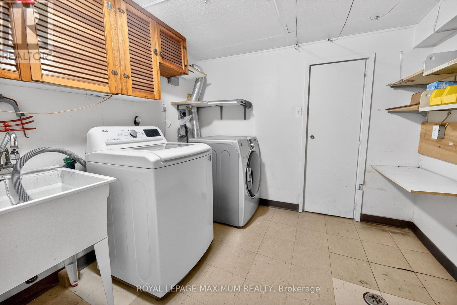 3 JAPONICA ROAD - 35