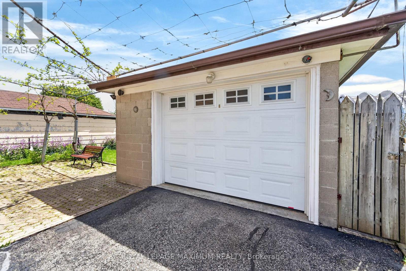 3 JAPONICA ROAD - 37