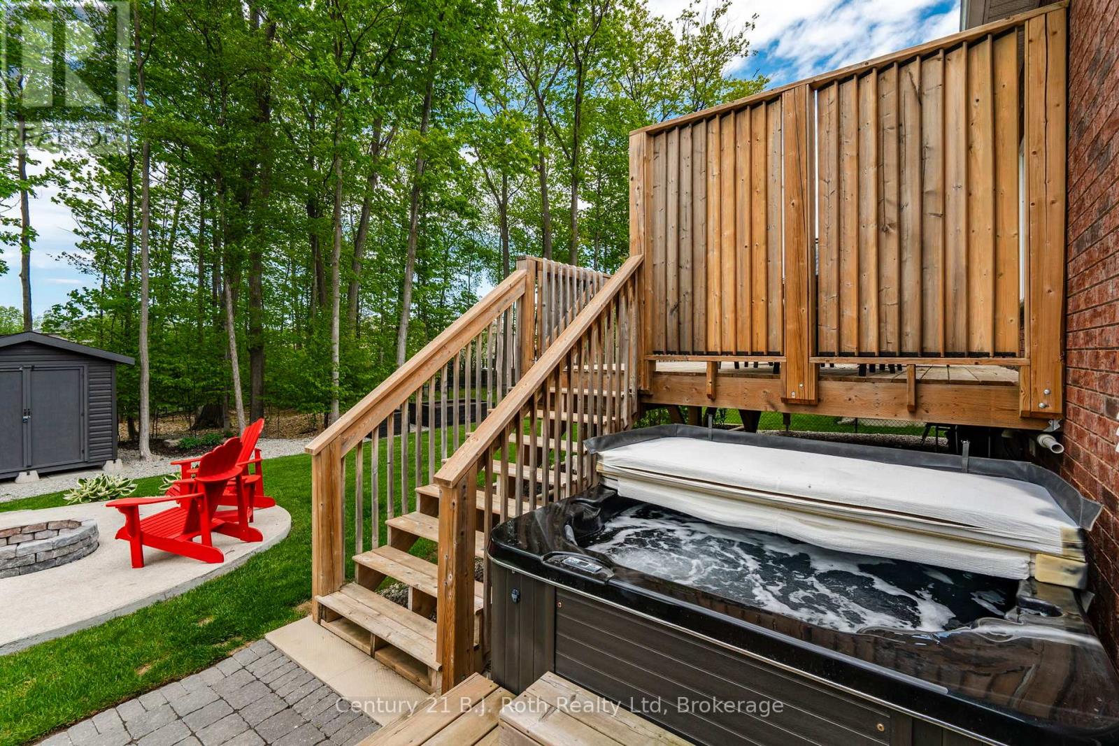 24 HUNTER AVENUE - 38