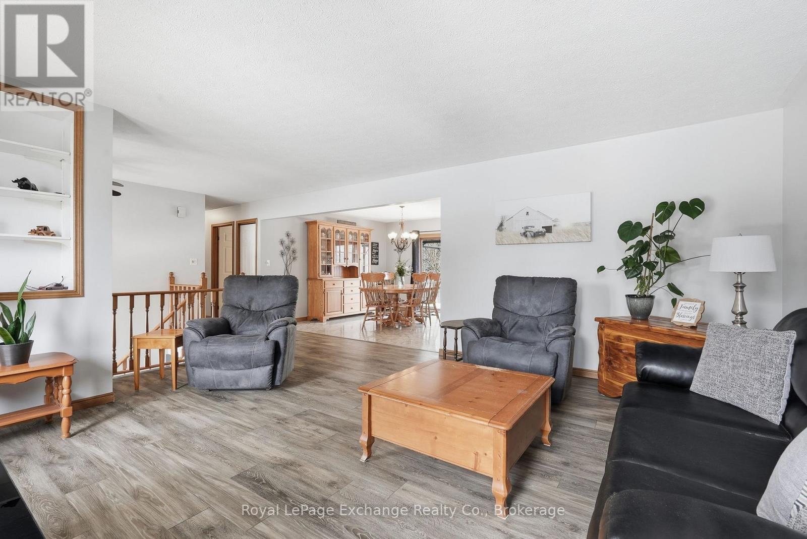 393460 2 CONCESSION - 13