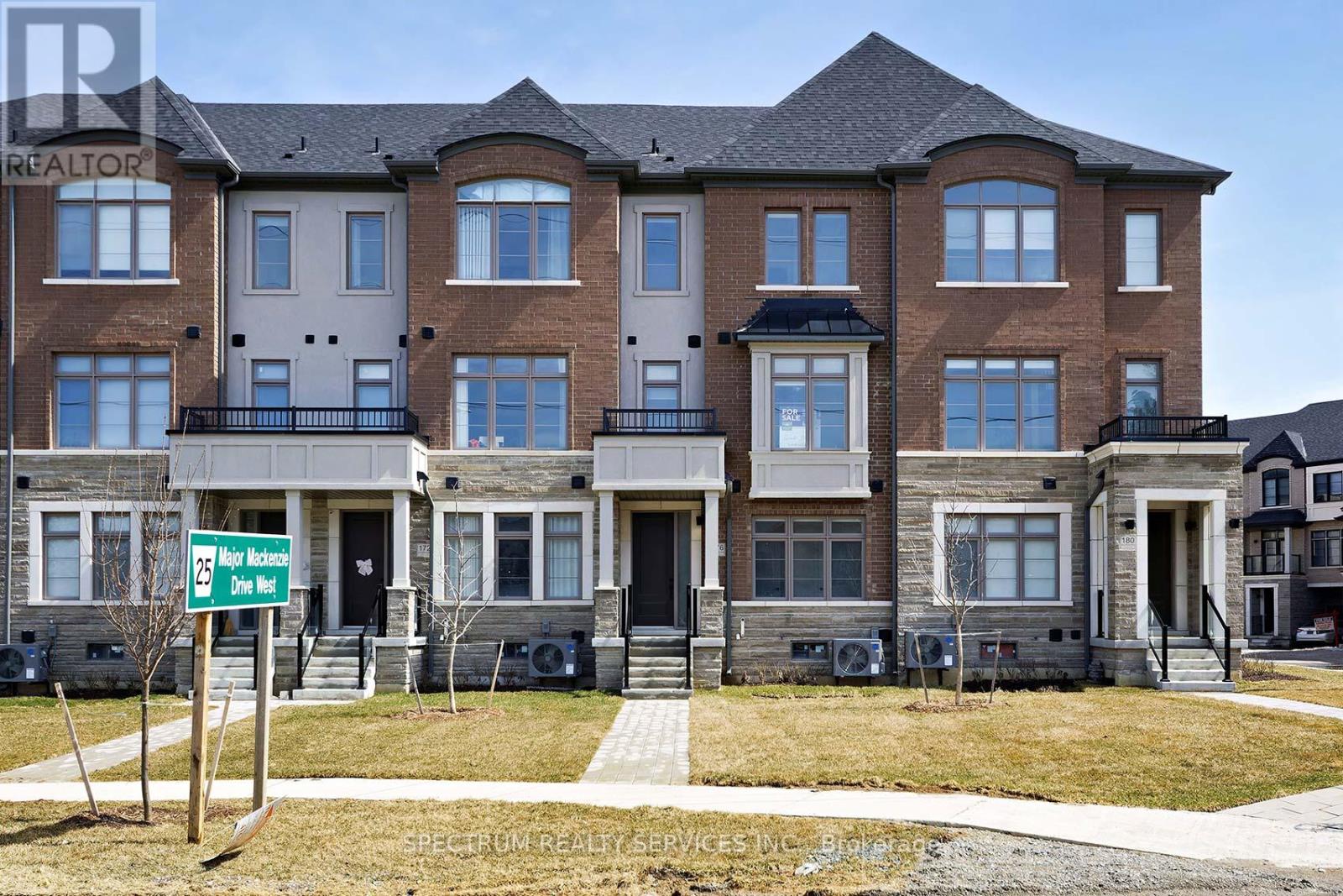 Listing photo of 176 DE LA ROCHE DRIVE