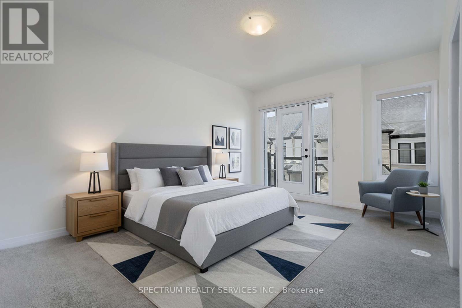 176 DE LA ROCHE DRIVE - 21