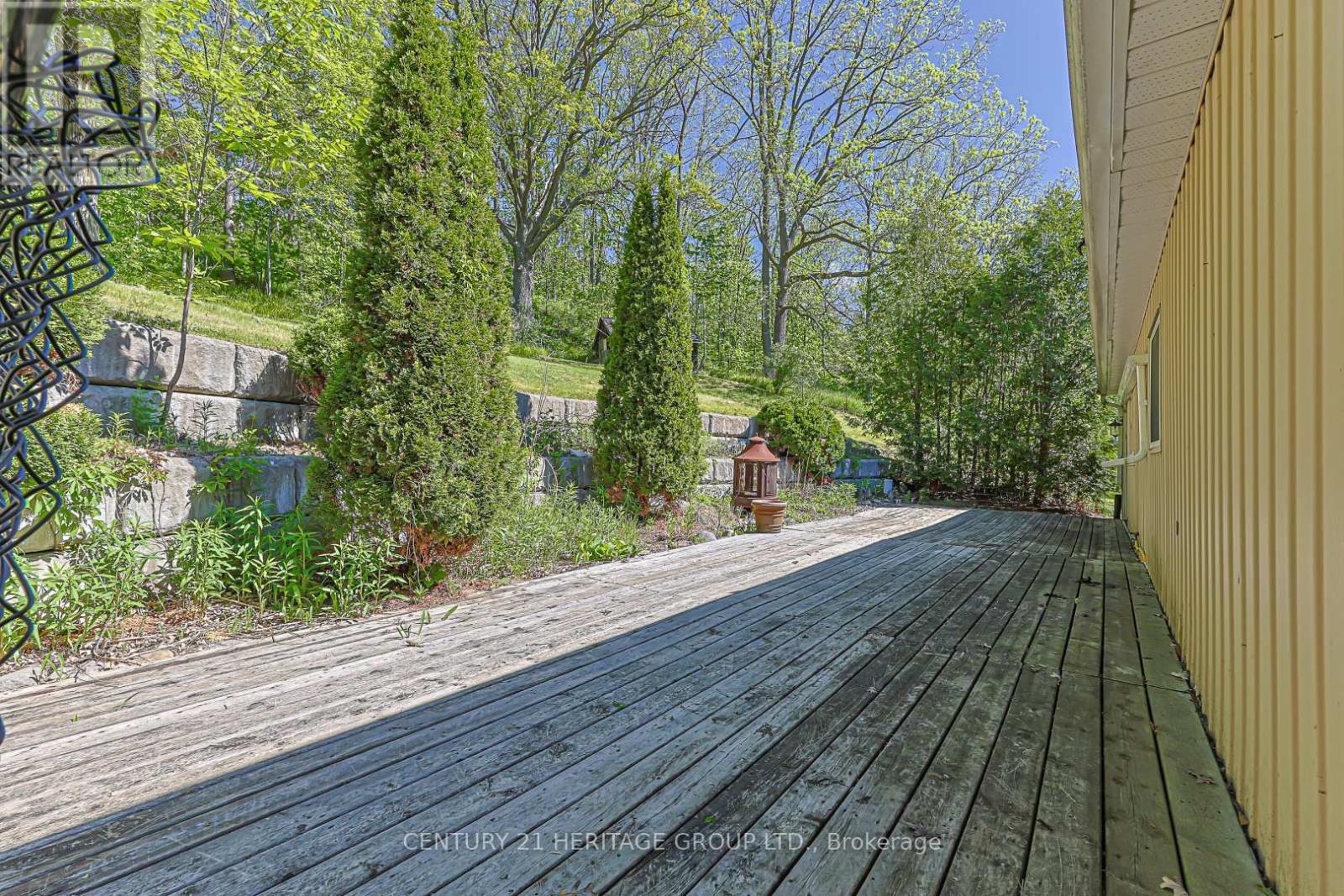 178 MAIN STREET N - 20