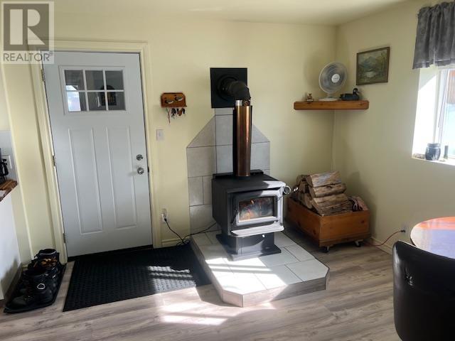 18 Maple ST - 16