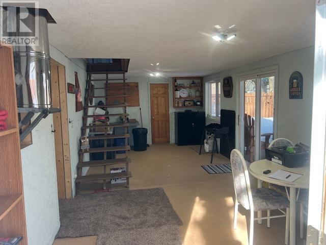18 Maple ST - 19
