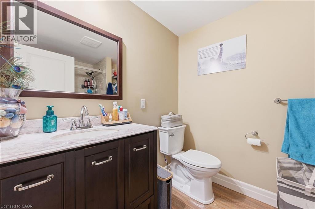 901 VALEBROOK Court - 35