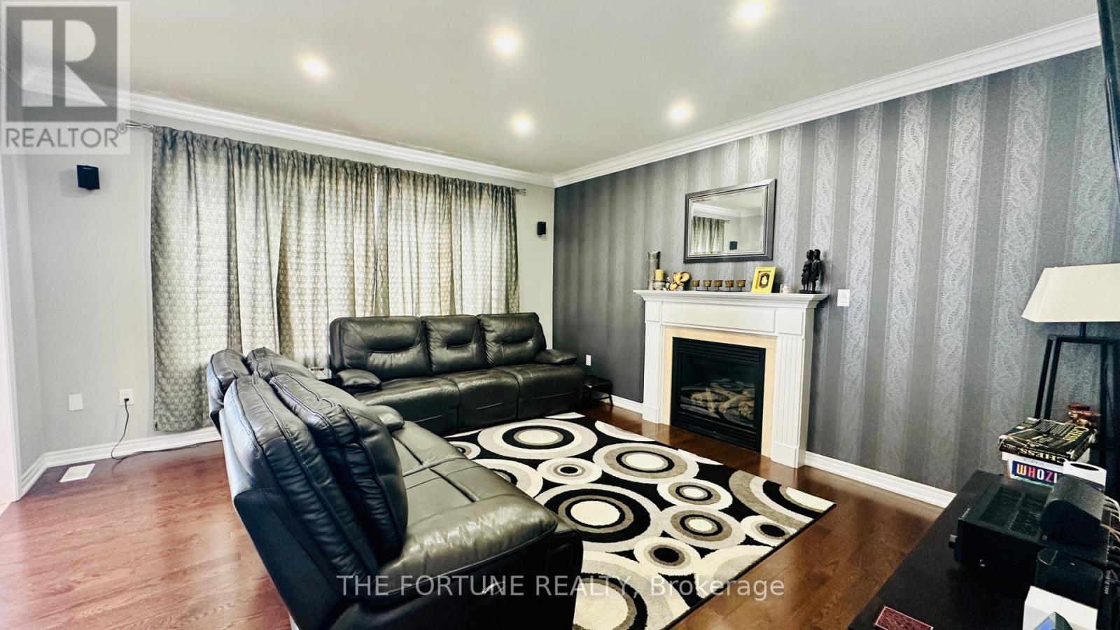 25 SWANTON ROAD - 14