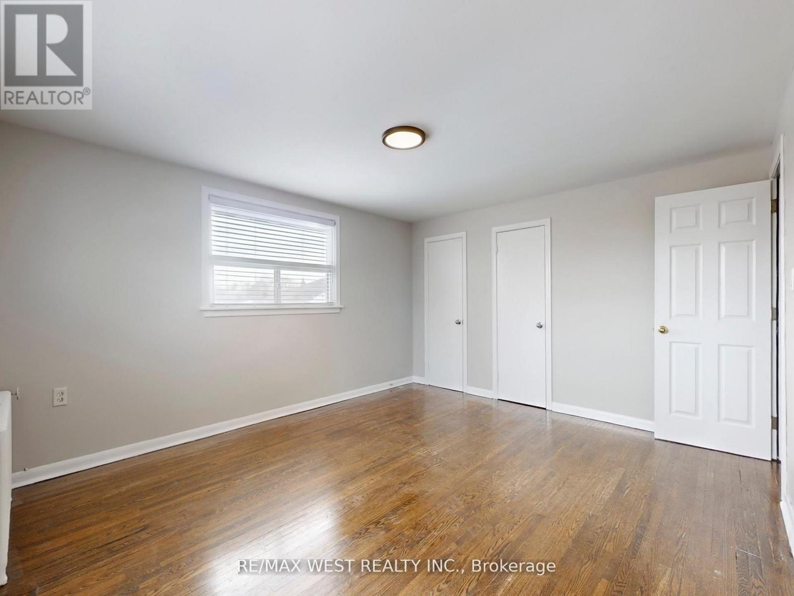 16 UPWOOD AVENUE - 23
