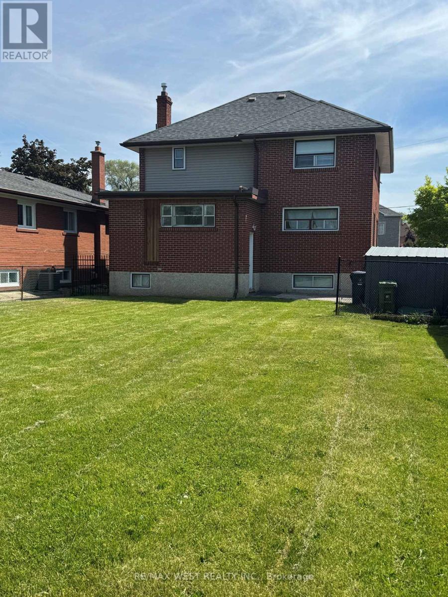 16 UPWOOD AVENUE - 49