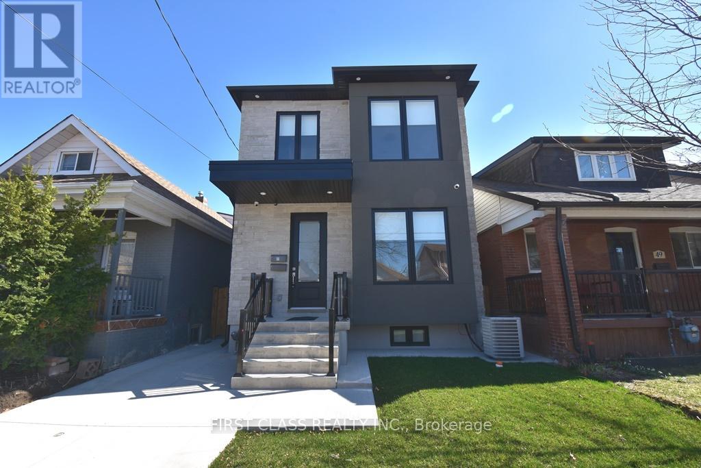 Listing photo of 4 - 51 CRAYDON AVENUE