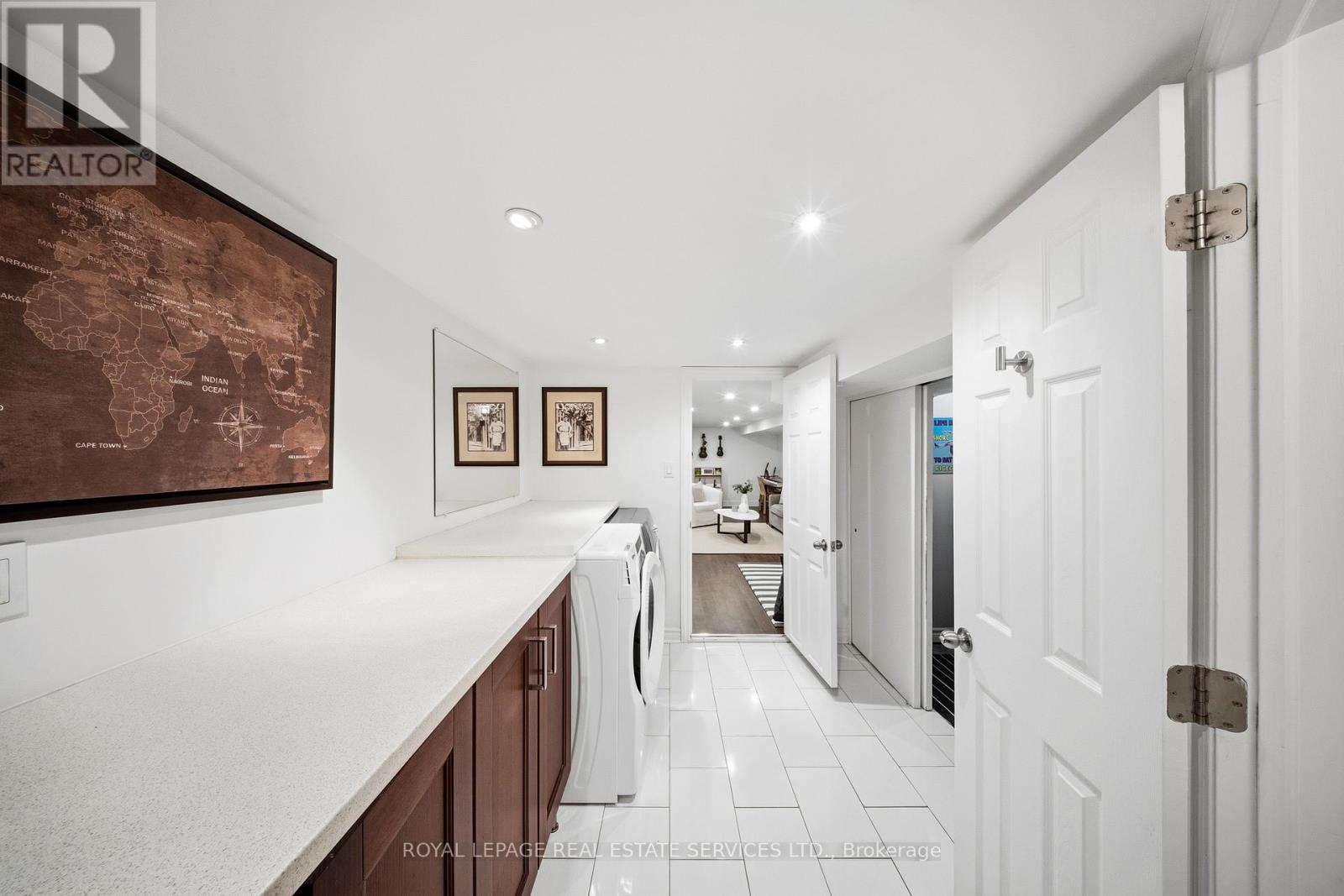 473 BERESFORD AVENUE - 28