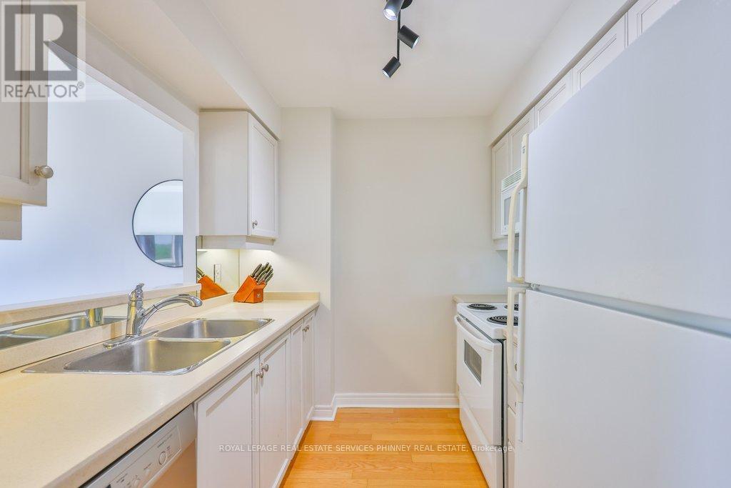 #706 50 OLD MILL ROAD - 10