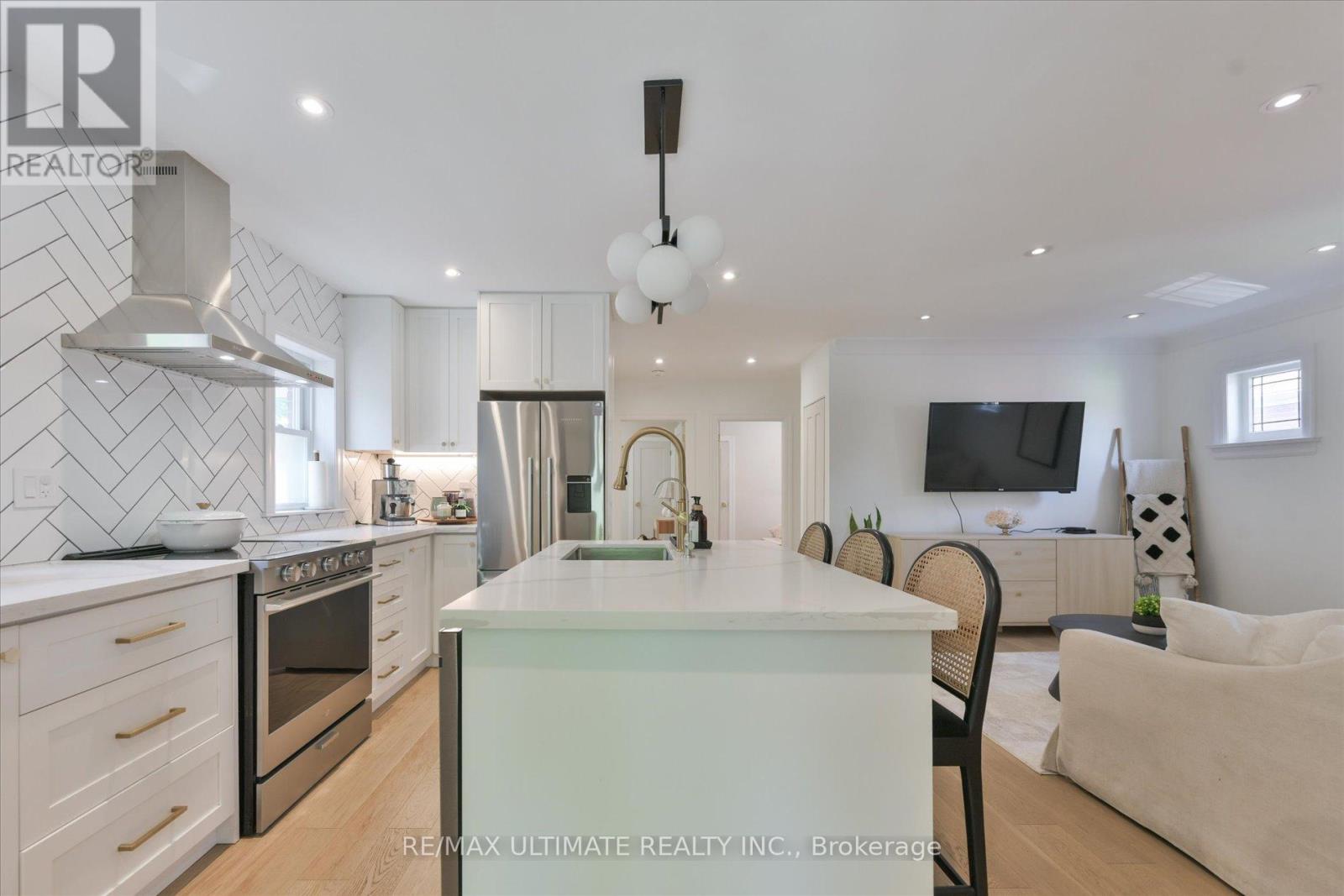 205 WILLIAM STREET - 10