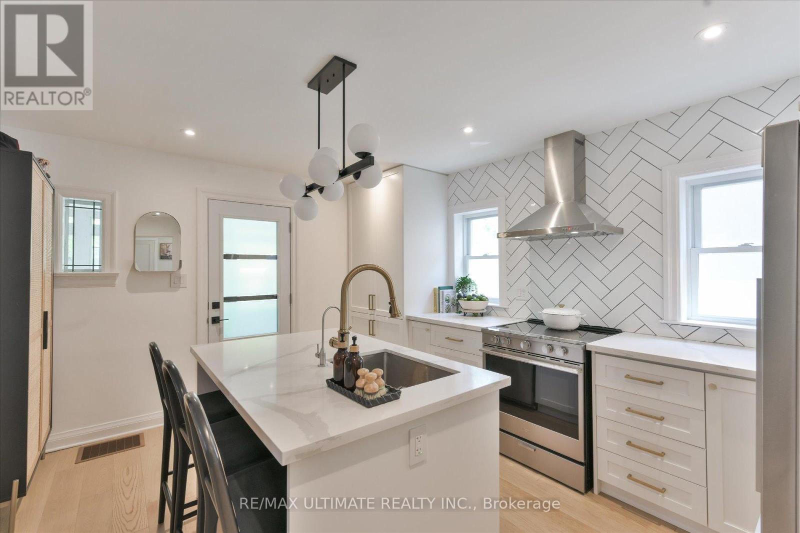 205 WILLIAM STREET - 15