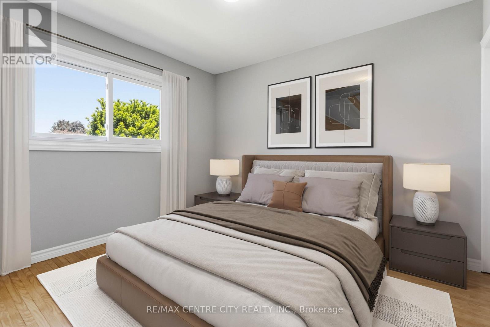 132 TOULON CRESCENT - 20