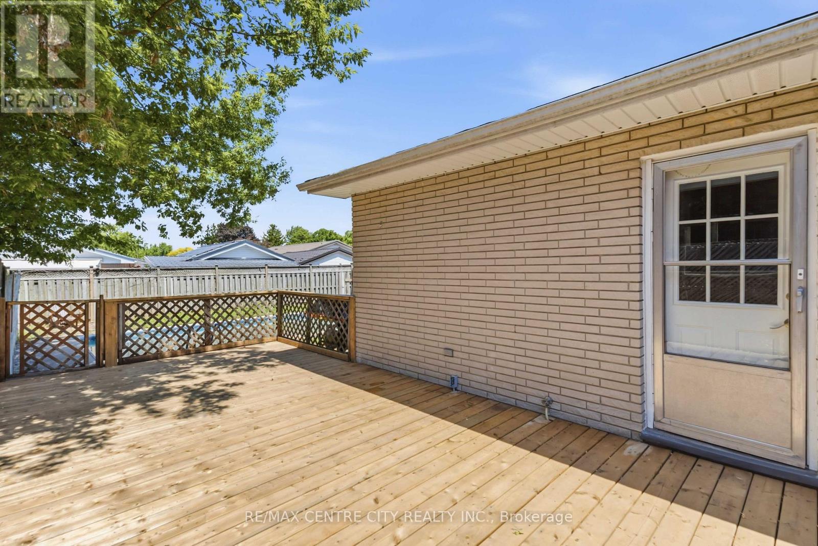 132 TOULON CRESCENT - 31