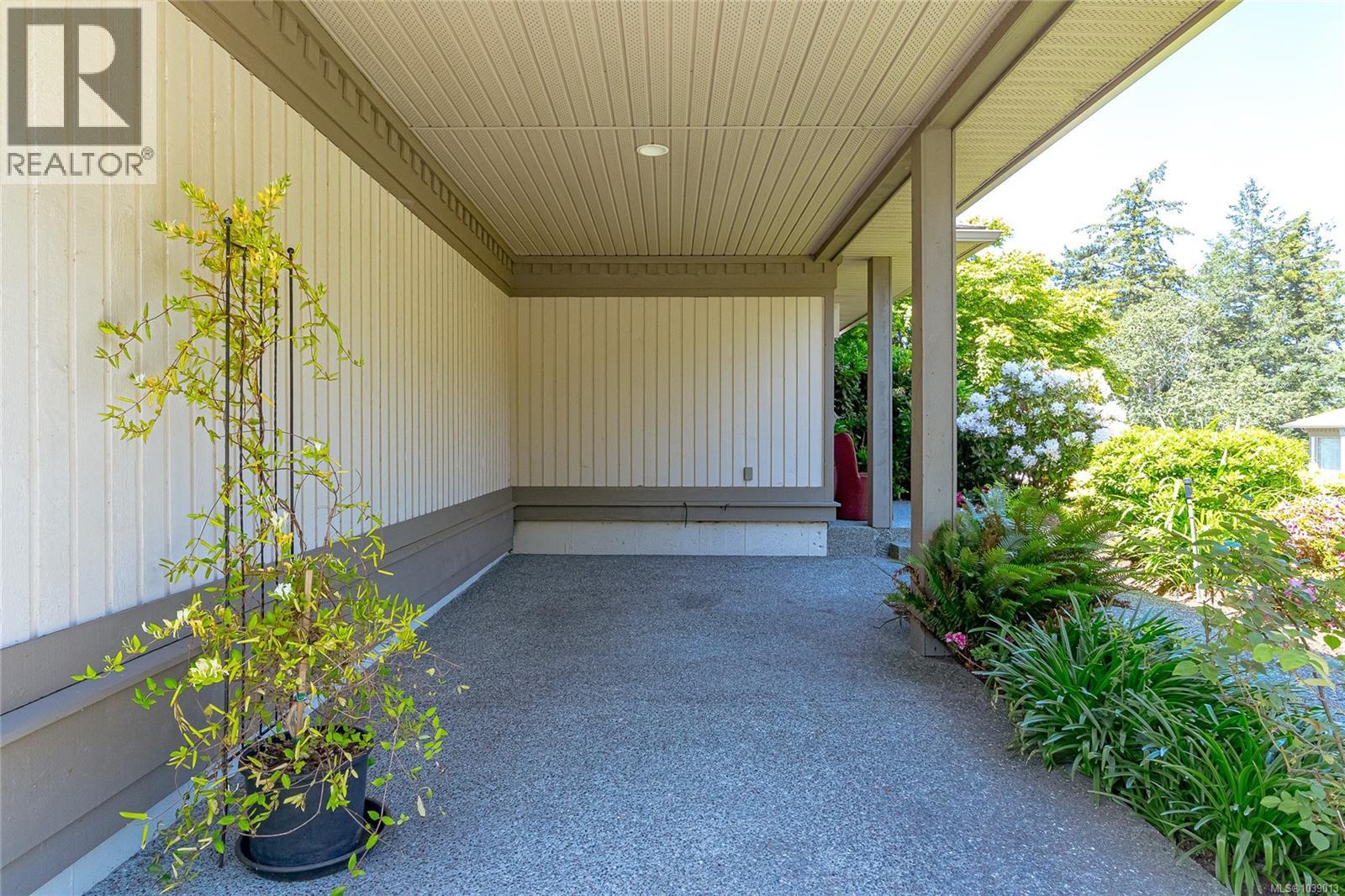 49 4300 Stoneywood Lane, Saanich