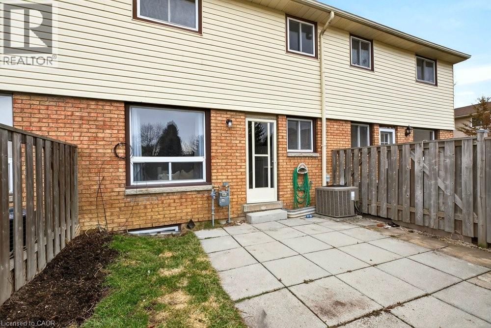 #4 1350 LIMERIDGE Road E - 24