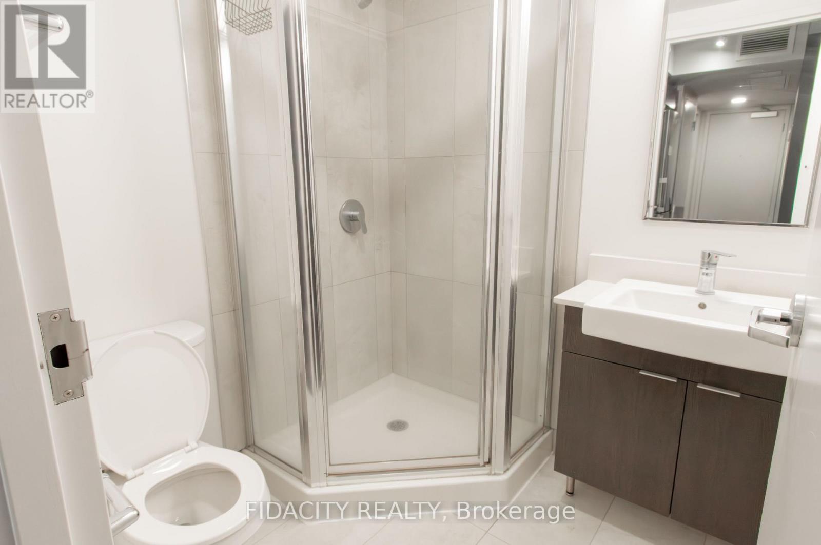 #1615 105 CHAMPAGNE AVENUE S - 6