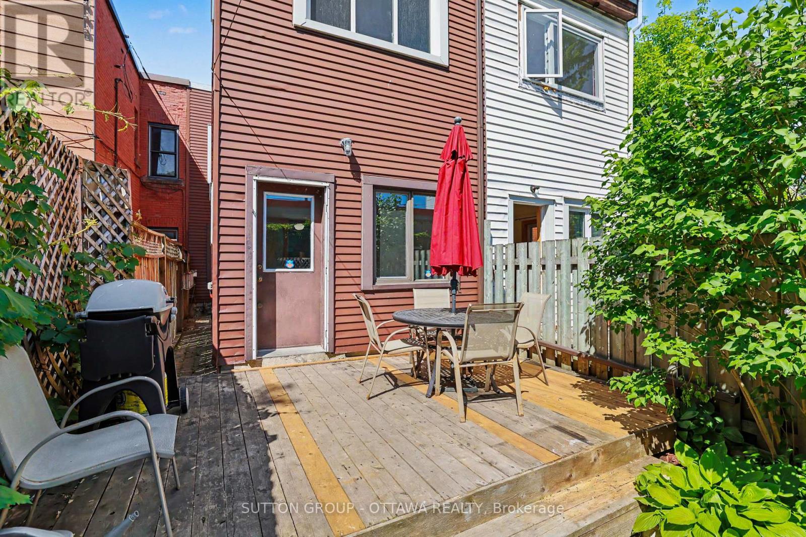 279 CAMBRIDGE STREET N - 23