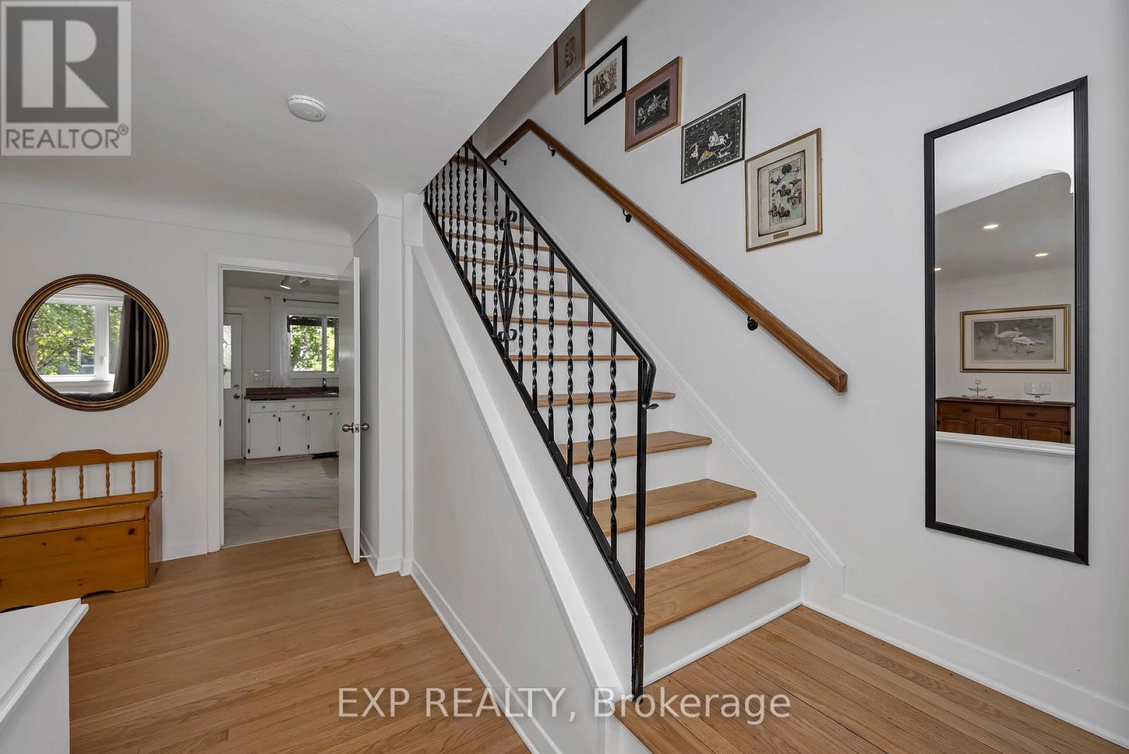 707 ROOSEVELT AVENUE - 13
