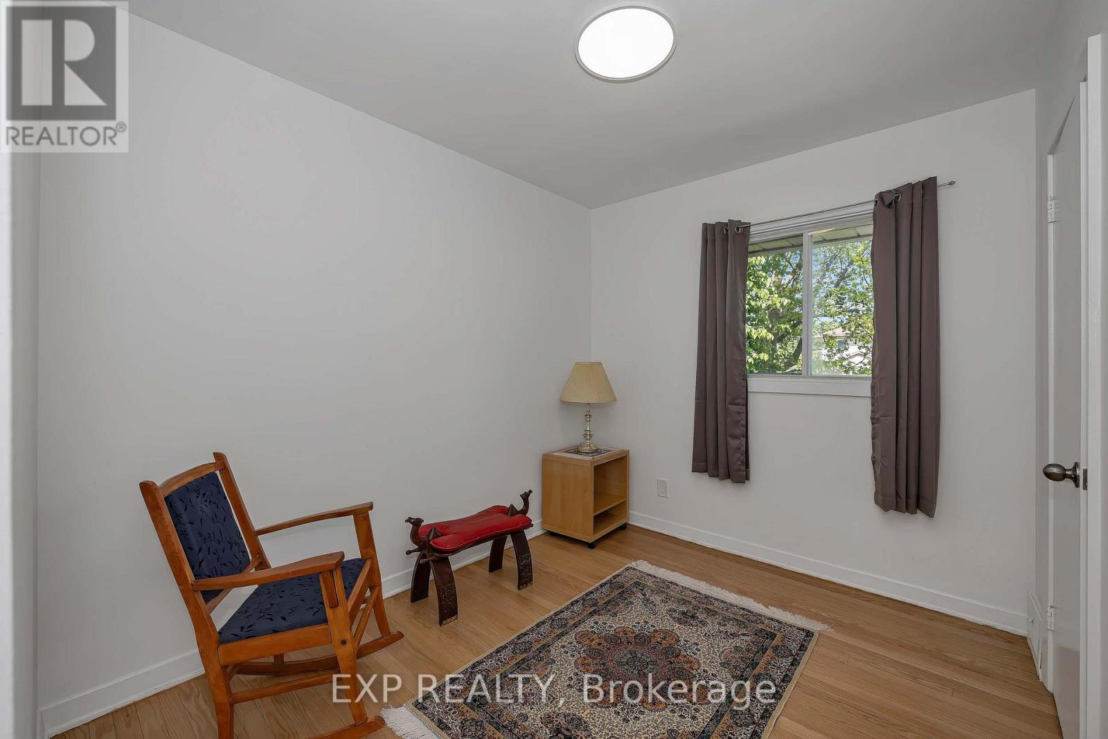 707 ROOSEVELT AVENUE - 16