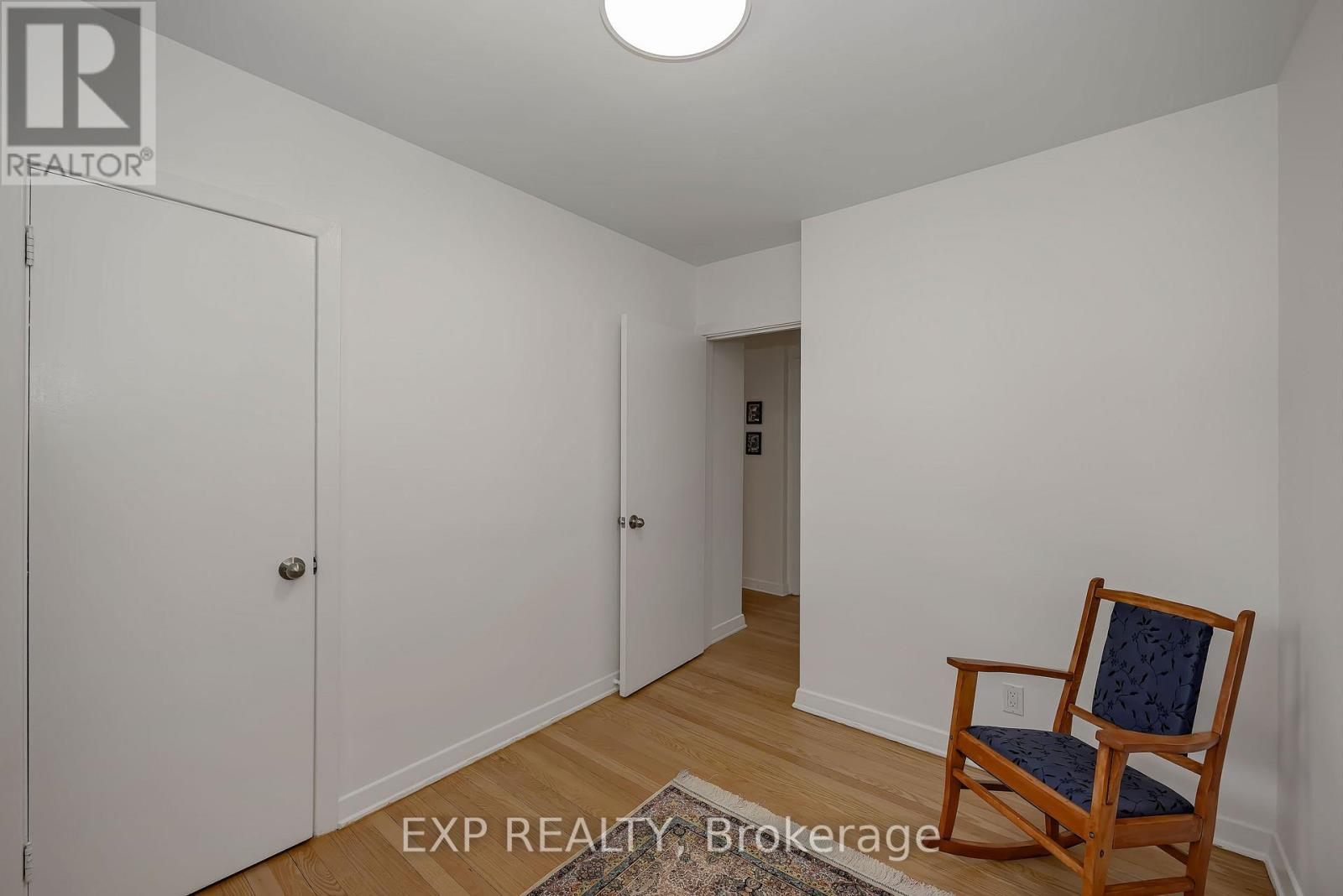707 ROOSEVELT AVENUE - 17