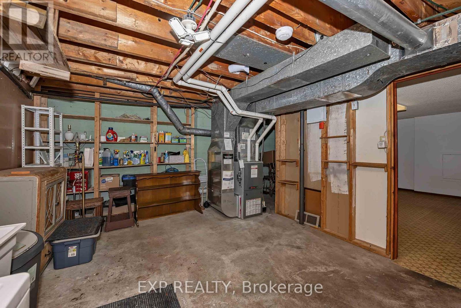 707 ROOSEVELT AVENUE - 27