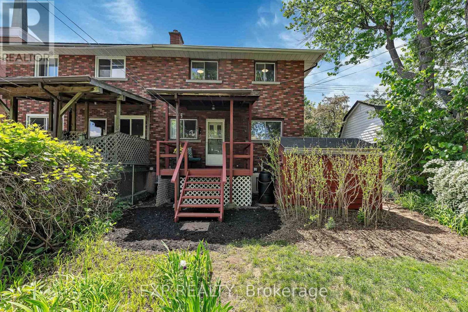 707 ROOSEVELT AVENUE - 29