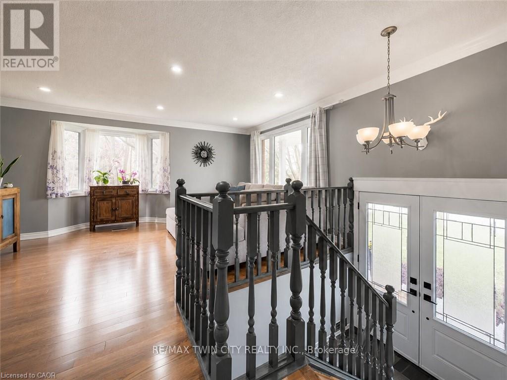 4 RONALD ROAD - 5
