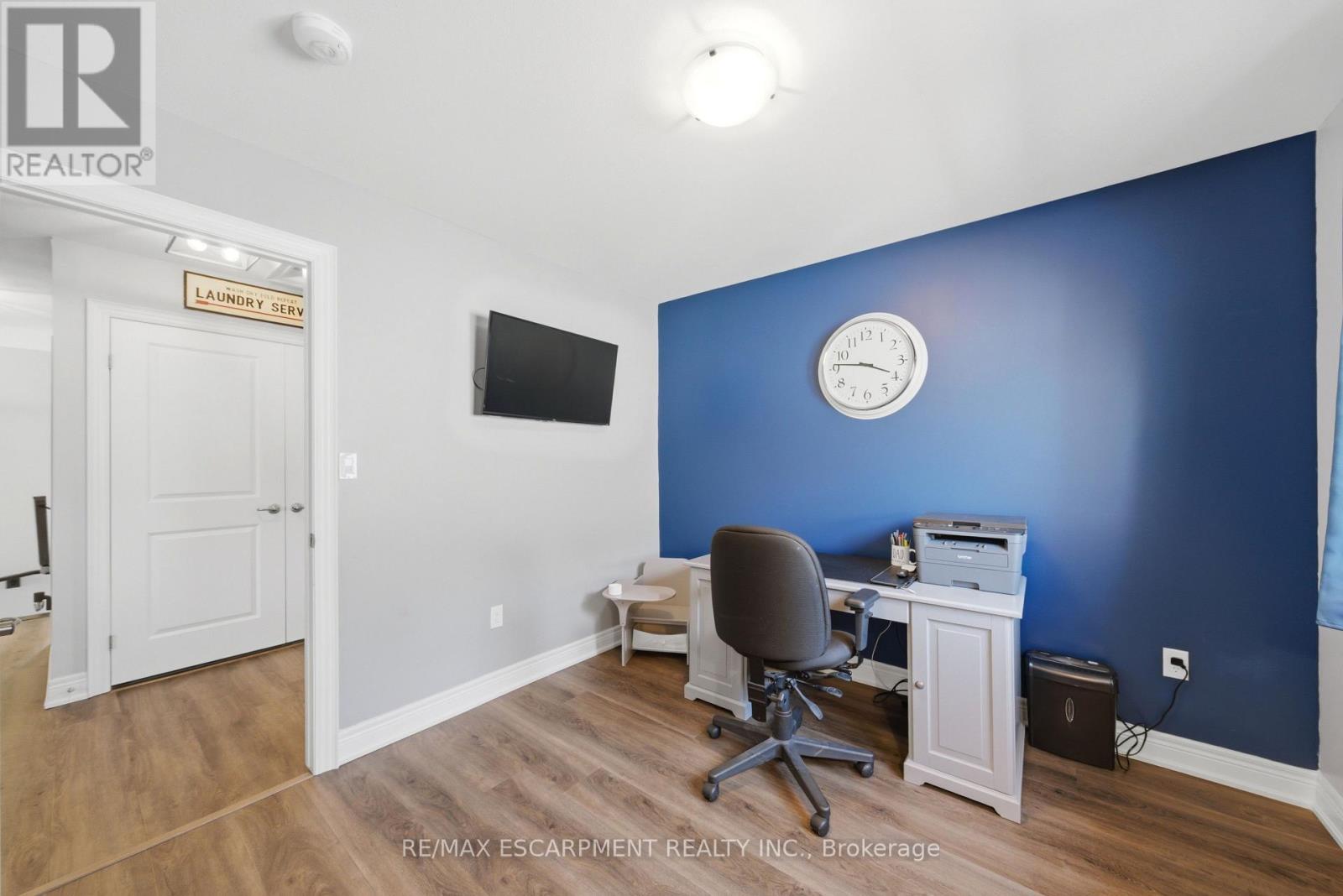8 MYRTLE STREET - 26