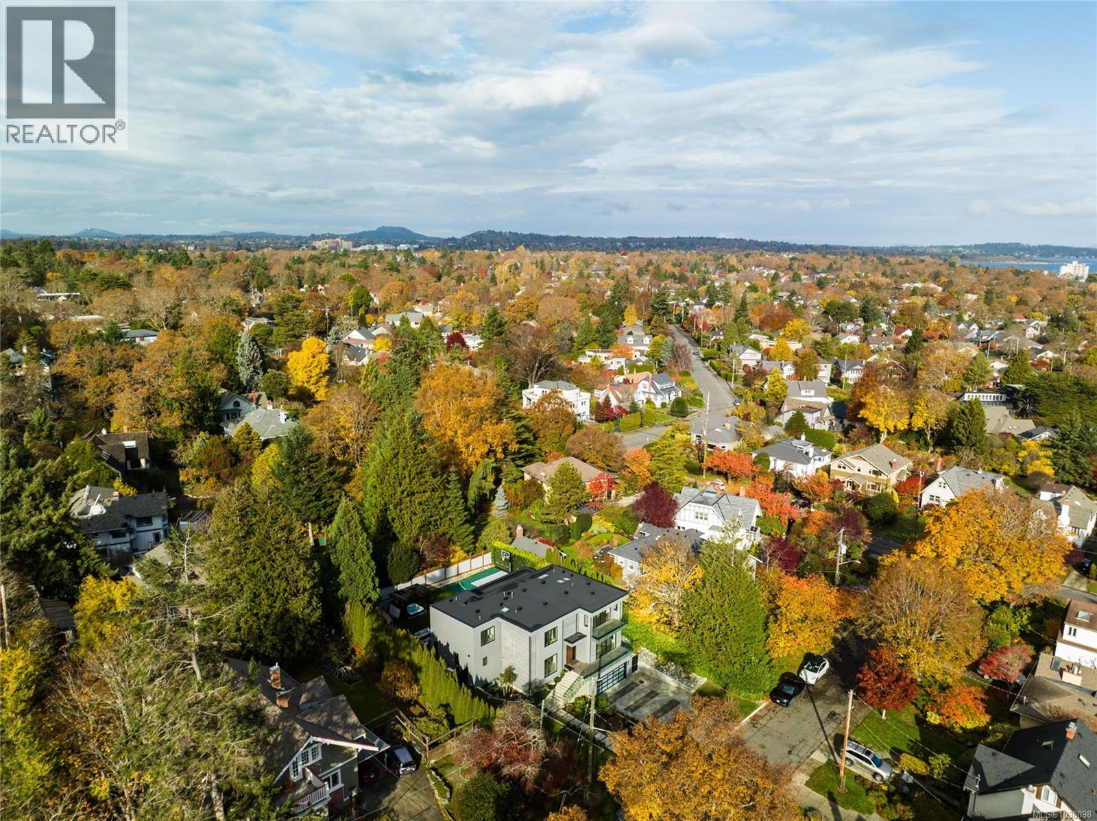 374 Sunset Ave - 72