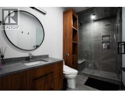 374 Sunset Ave, Oak Bay, BC V8S4L2 Photo 36