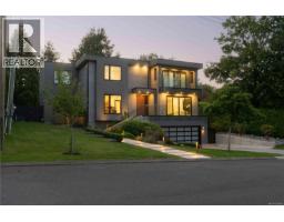 374 Sunset Ave, Oak Bay, BC V8S4L2 Photo 57