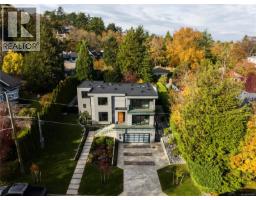 374 Sunset Ave, Oak Bay, BC V8S4L2 Photo 64