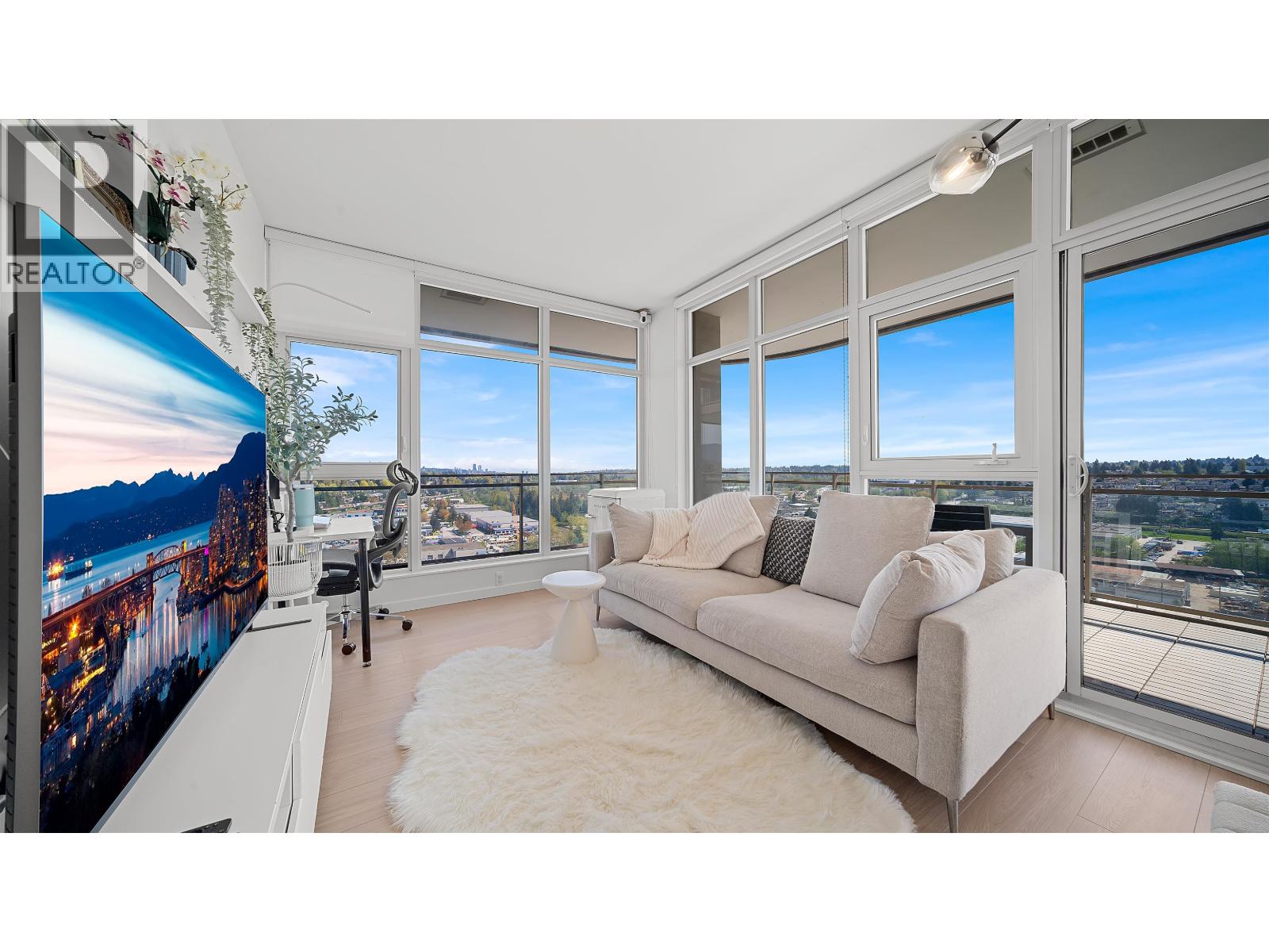 1805 5333 GORING STREET, Burnaby