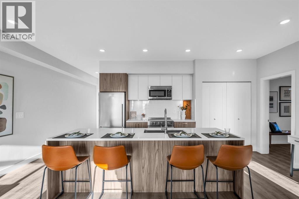 404 5535 HASTINGS STREET, Burnaby