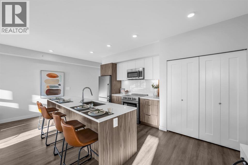 404 5535 HASTINGS STREET, Burnaby