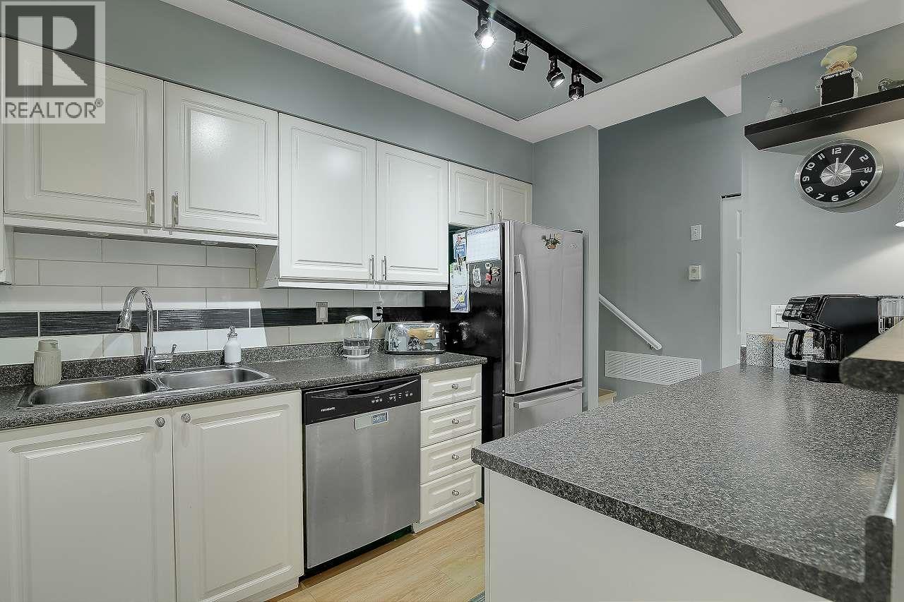 42 21960 RIVER ROAD, Maple Ridge