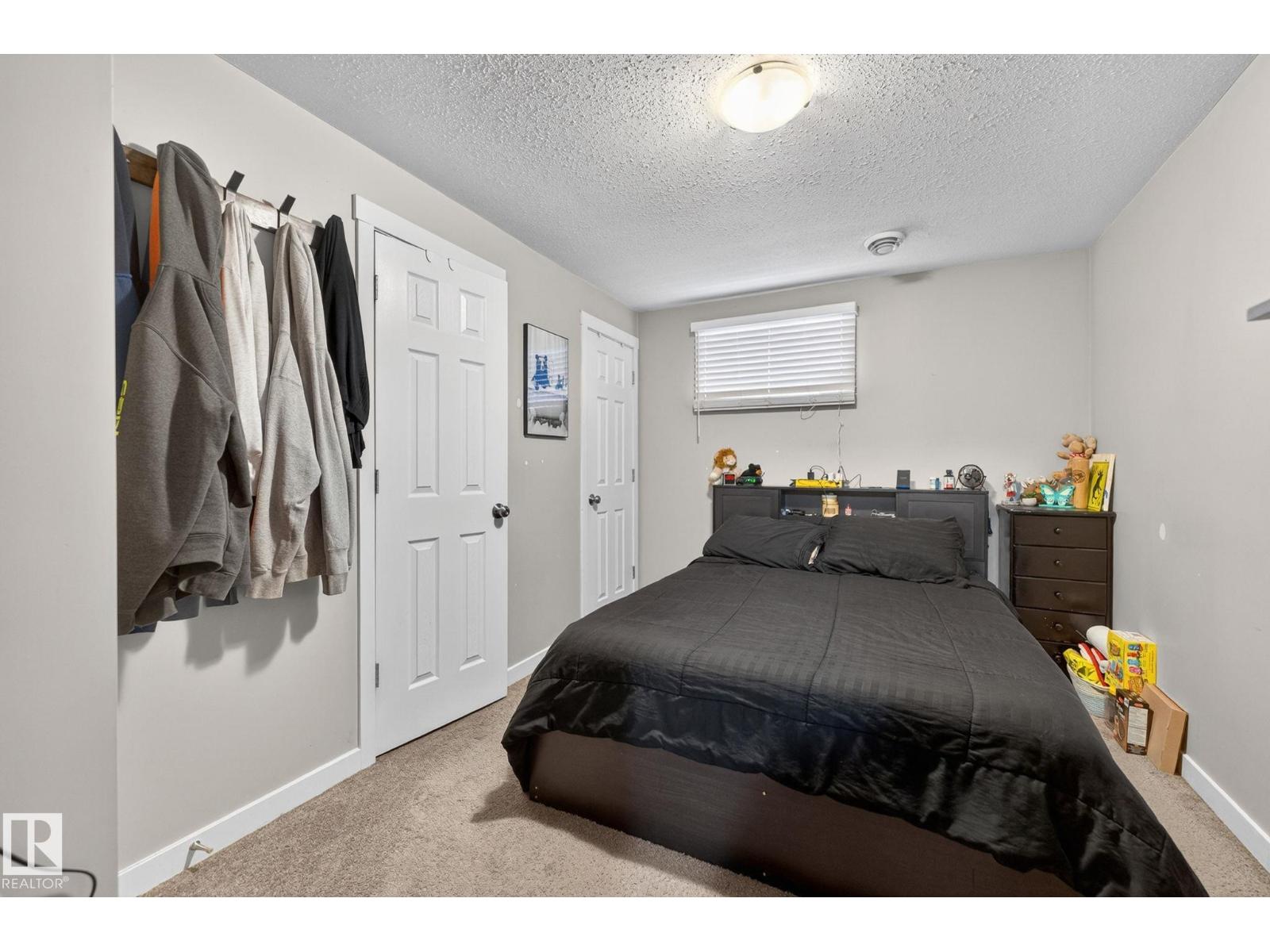 15112 80 ST NW - 29