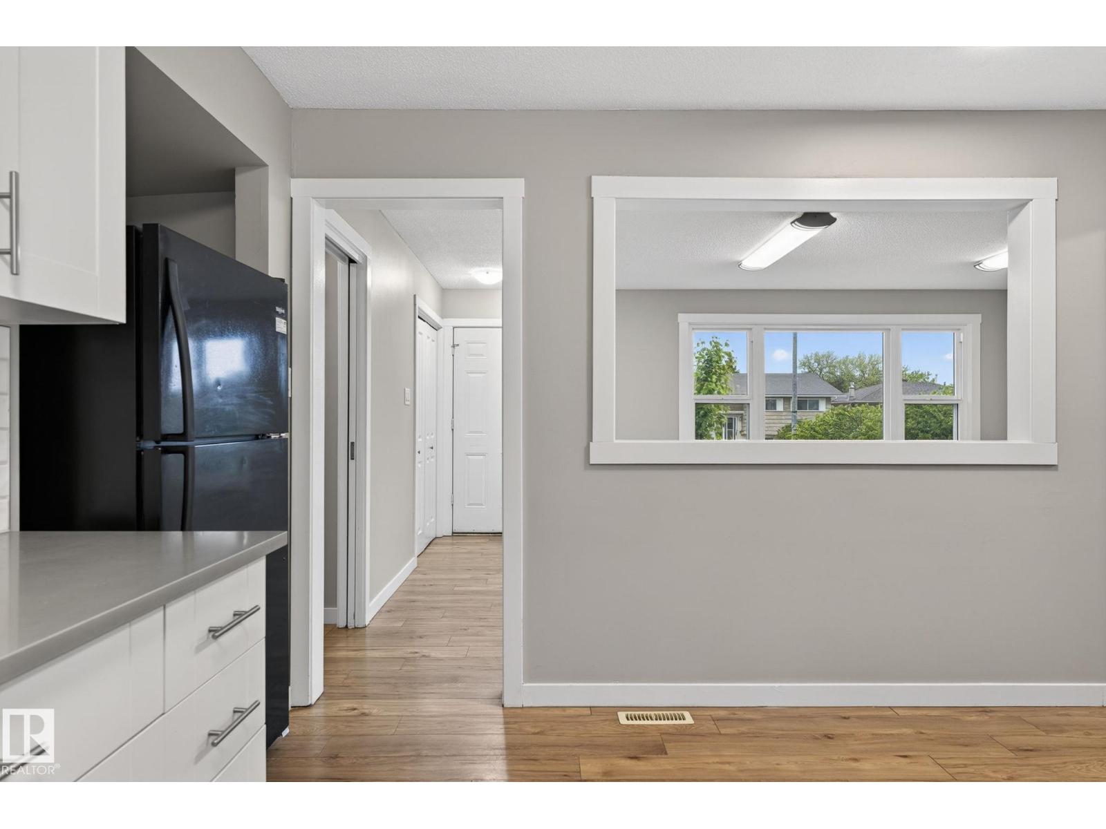15112 80 ST NW - 12
