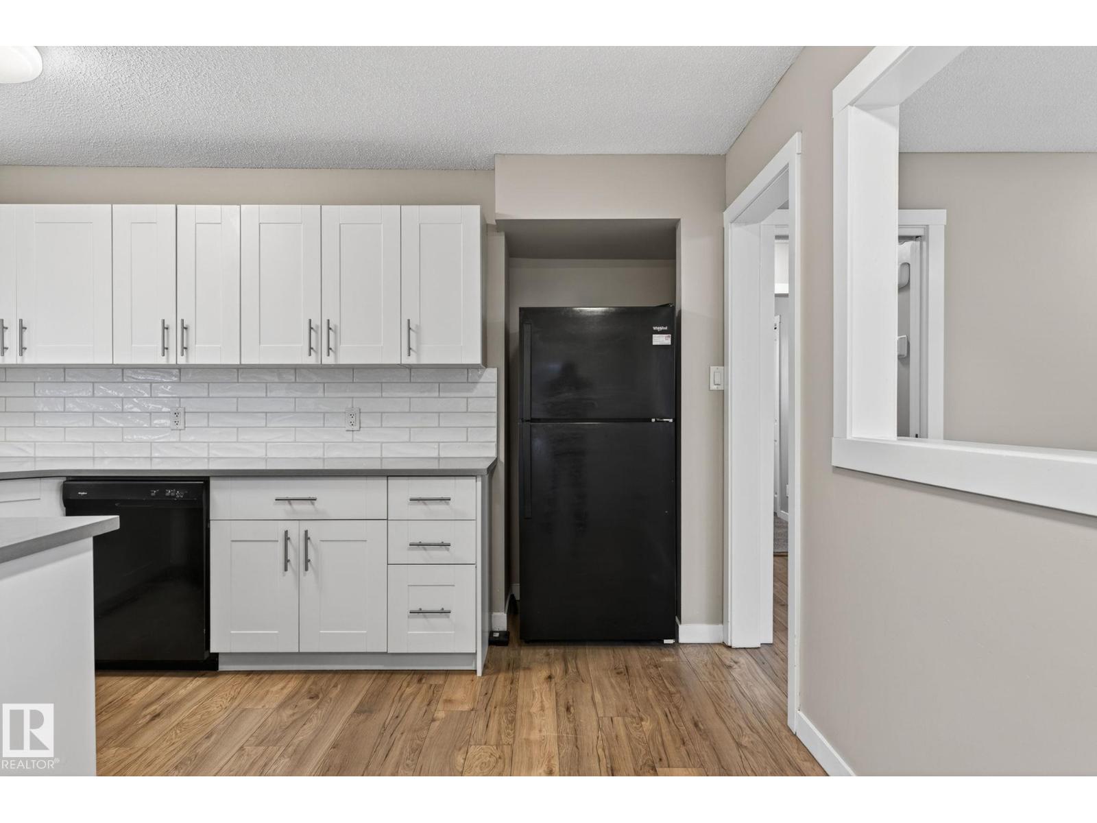 15112 80 ST NW - 8